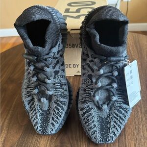 Brand New black/gray knit Yeezy
